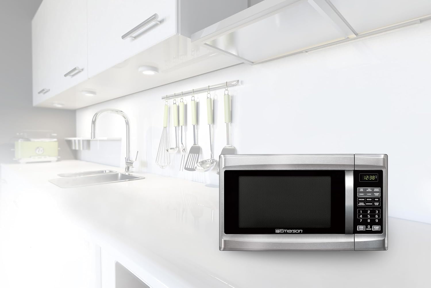 Emerson 1.3 Cu Ft 1000 Watt, Touch Control Microwave Oven, Stainless Steel/Black, MW1338SB