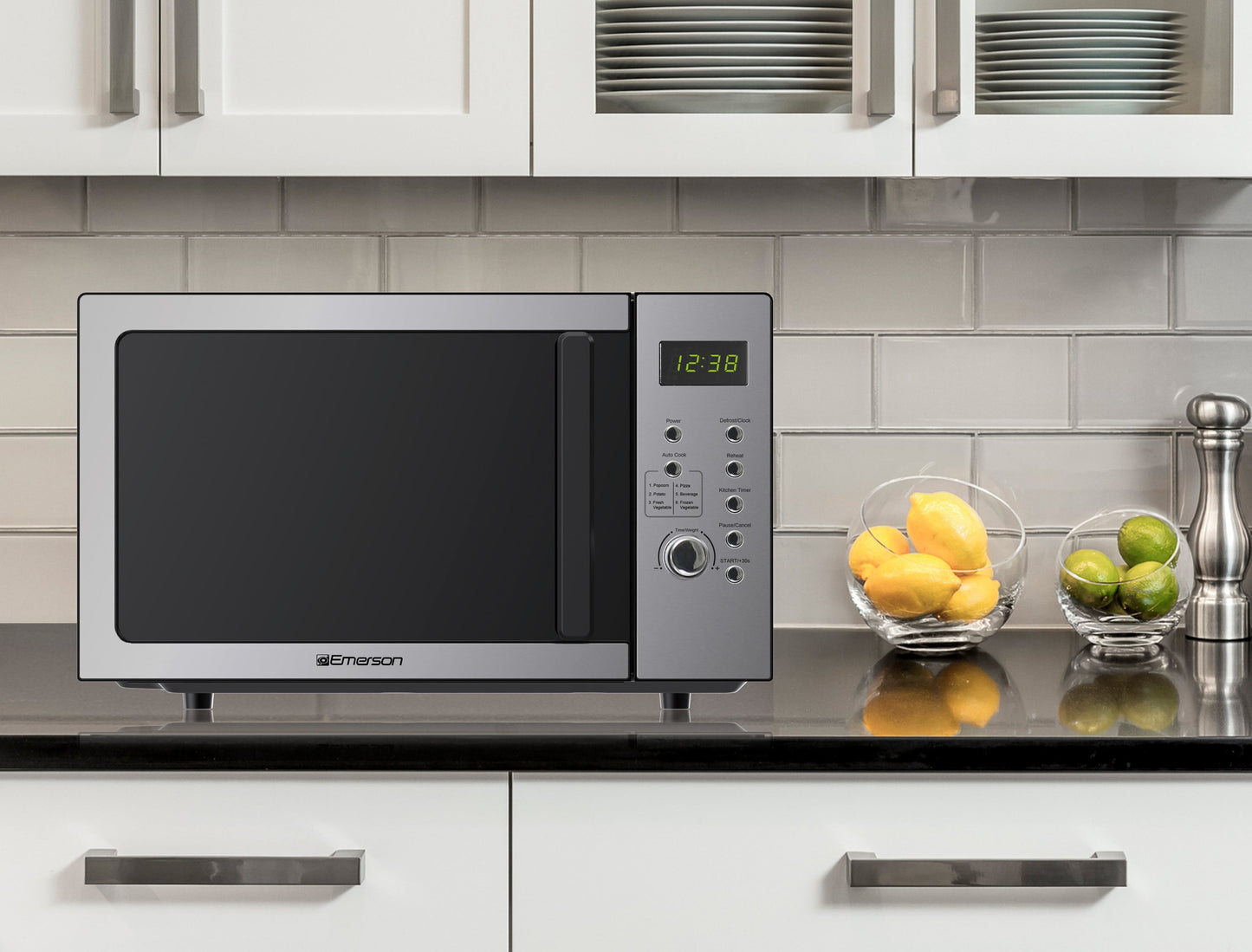 Emerson 0.9 Cu Ft, 900W Digital Control Countertop Microwave Oven, Stainless Steel - MW9005SS