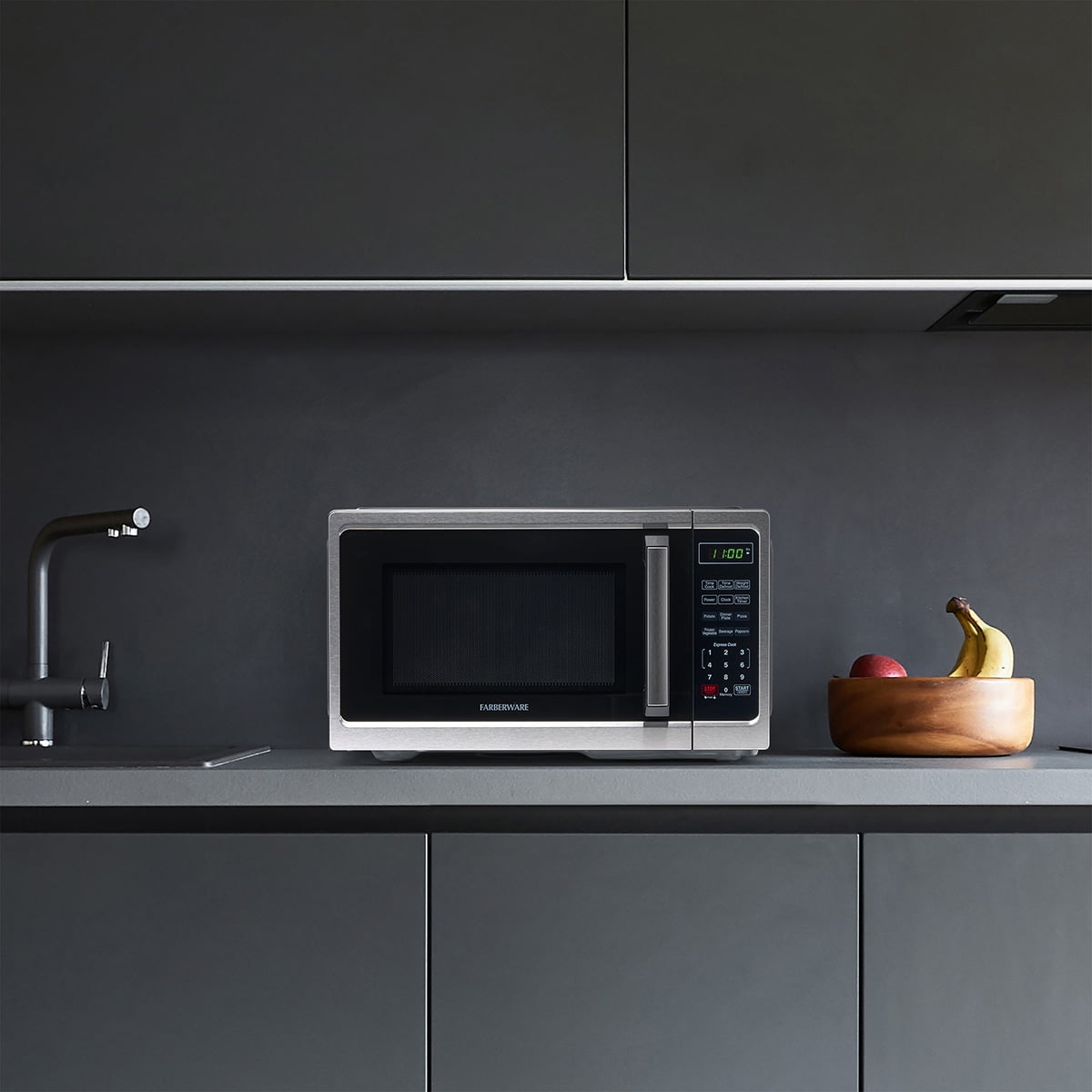 Farberware Classic 0.9 Cu. Ft 900-Watt Microwave Oven, Stainless Steel