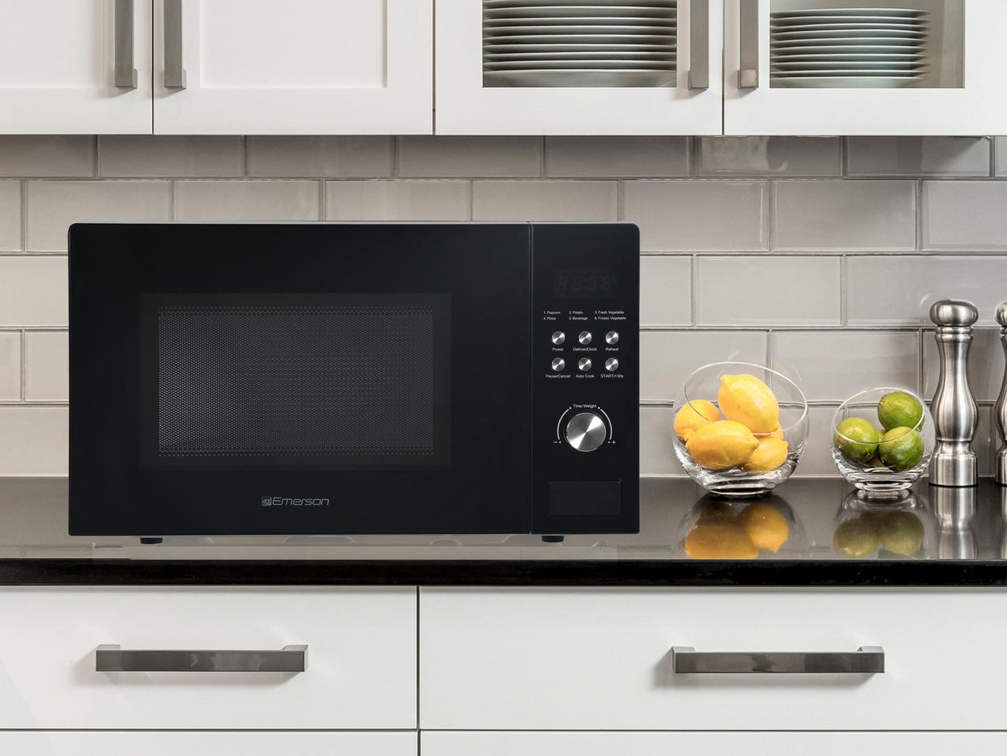 Emerson 1.1 Cu. Ft., 1000W Black Countertop Microwave Oven, MW1101B