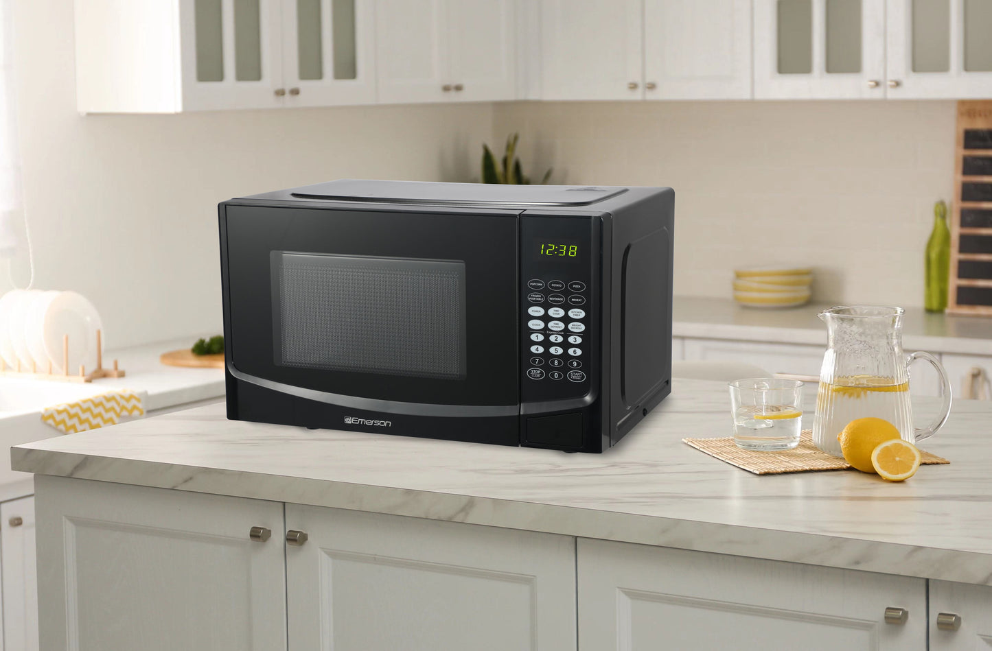Emerson 0.9 Cu Ft 900 Watt, Touch Control Microwave Oven, Black - MW9255B
