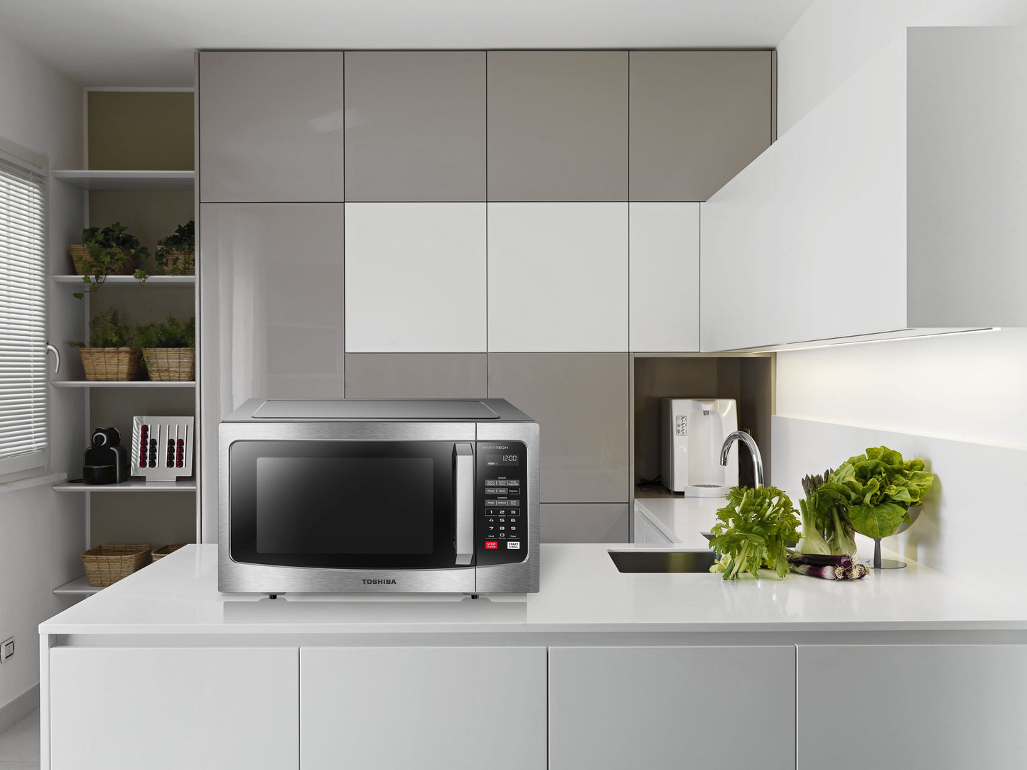 Toshiba MLEM16PST 1.6 Cu. Ft. Microwave with Inverter Technology, Stainless Steel