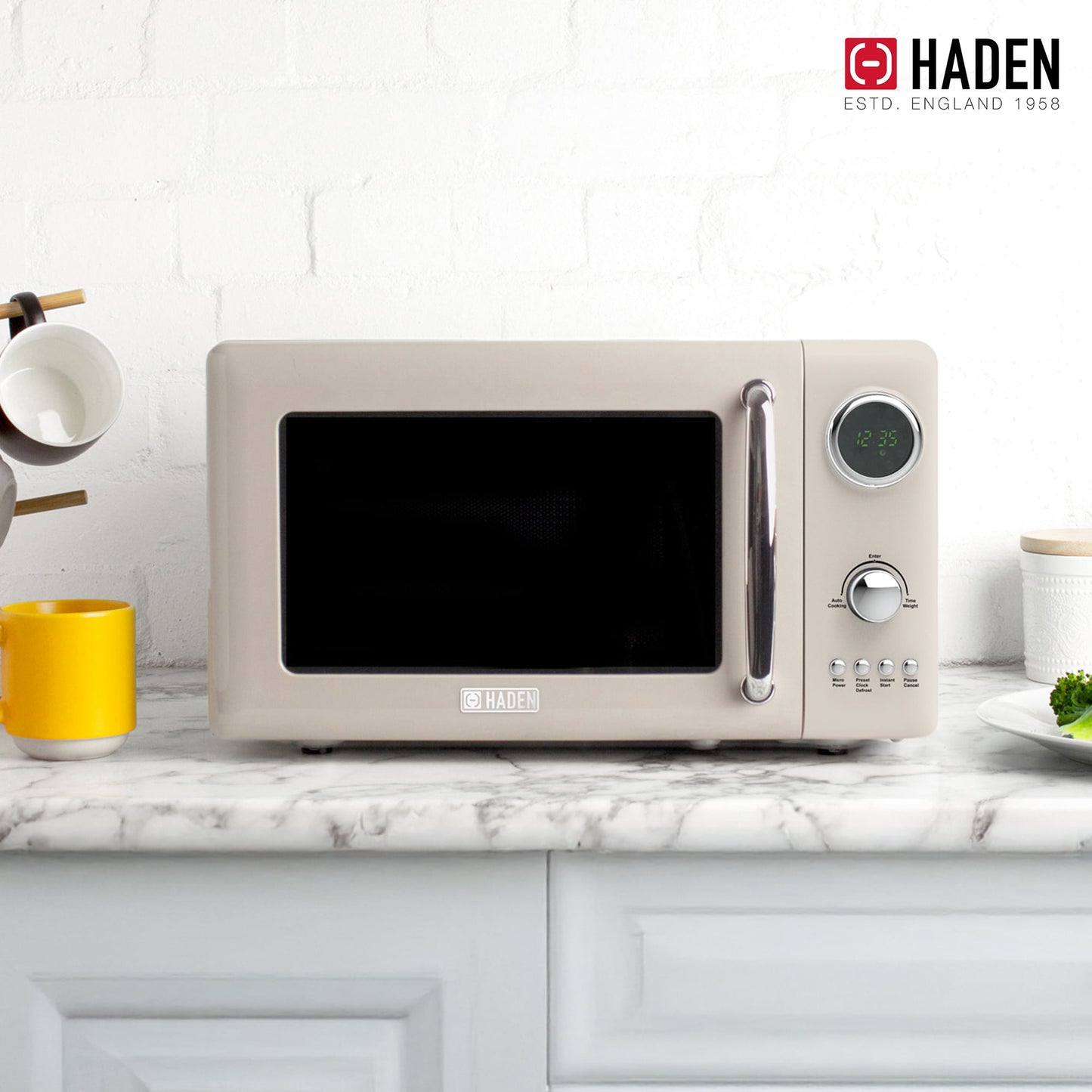 Haden 700W 0.7 Cubic Foot Microwave Oven w/ Digital Controls, Putty/Chrome